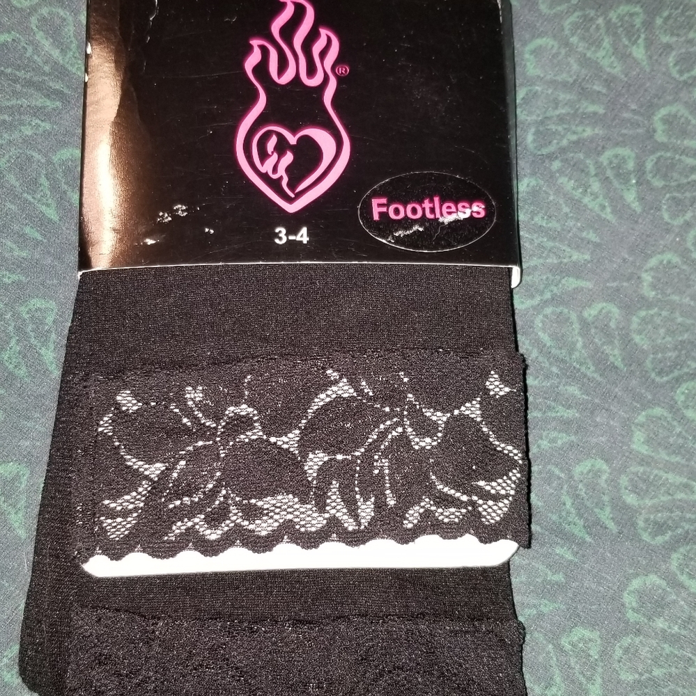 Sz 3-4 Torrid Footless tights
